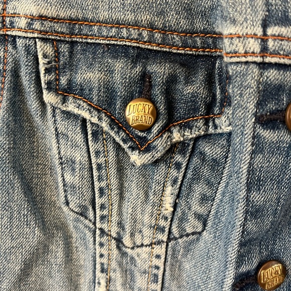 Lucky Brand denim jacket - Picture 2 of 3